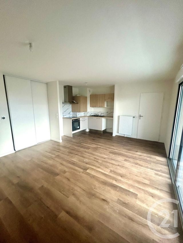 Appartement F2 à louer SARAN